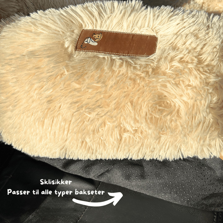 PlushPaws reiseseng - stressfrie bilturer for hunden din