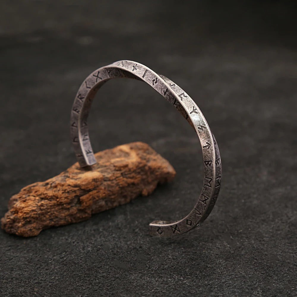 Viking Valor Mobius armbånd - Oppdag vikingenes kraft og styrke